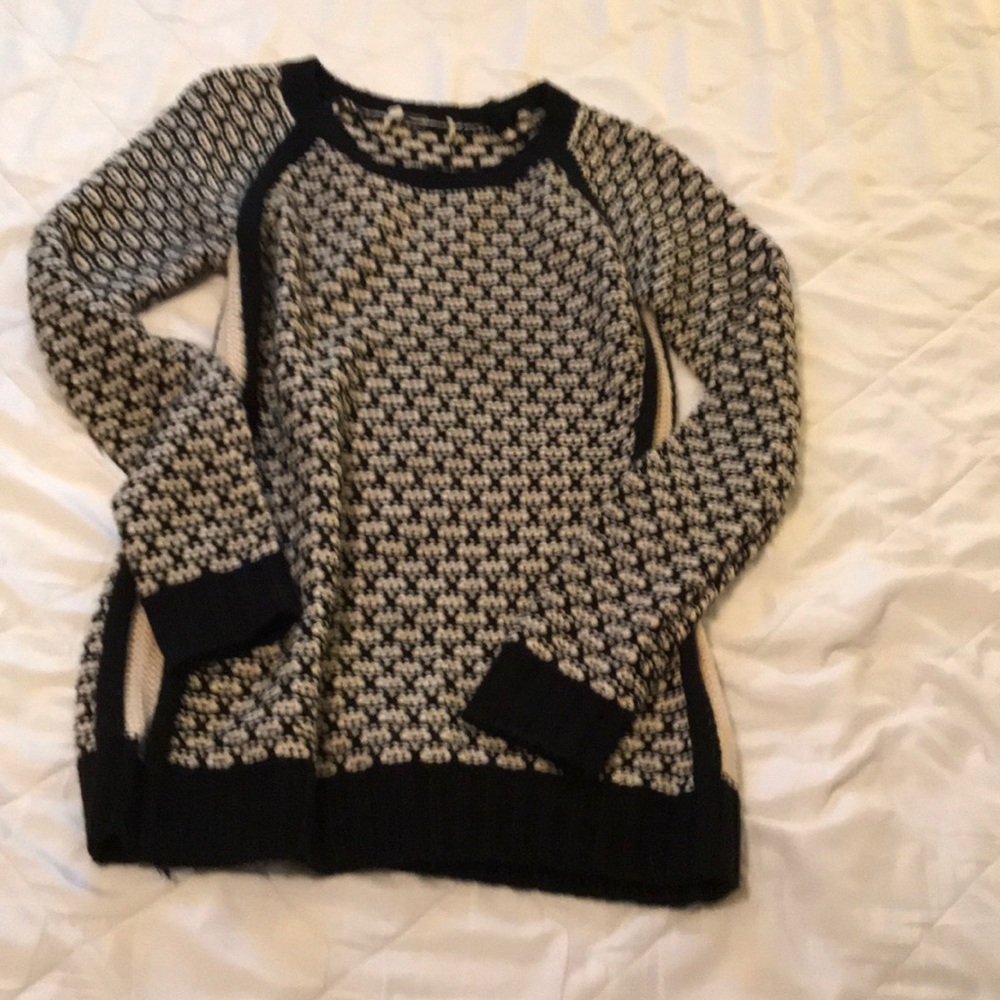 Black and white knit detail sweater